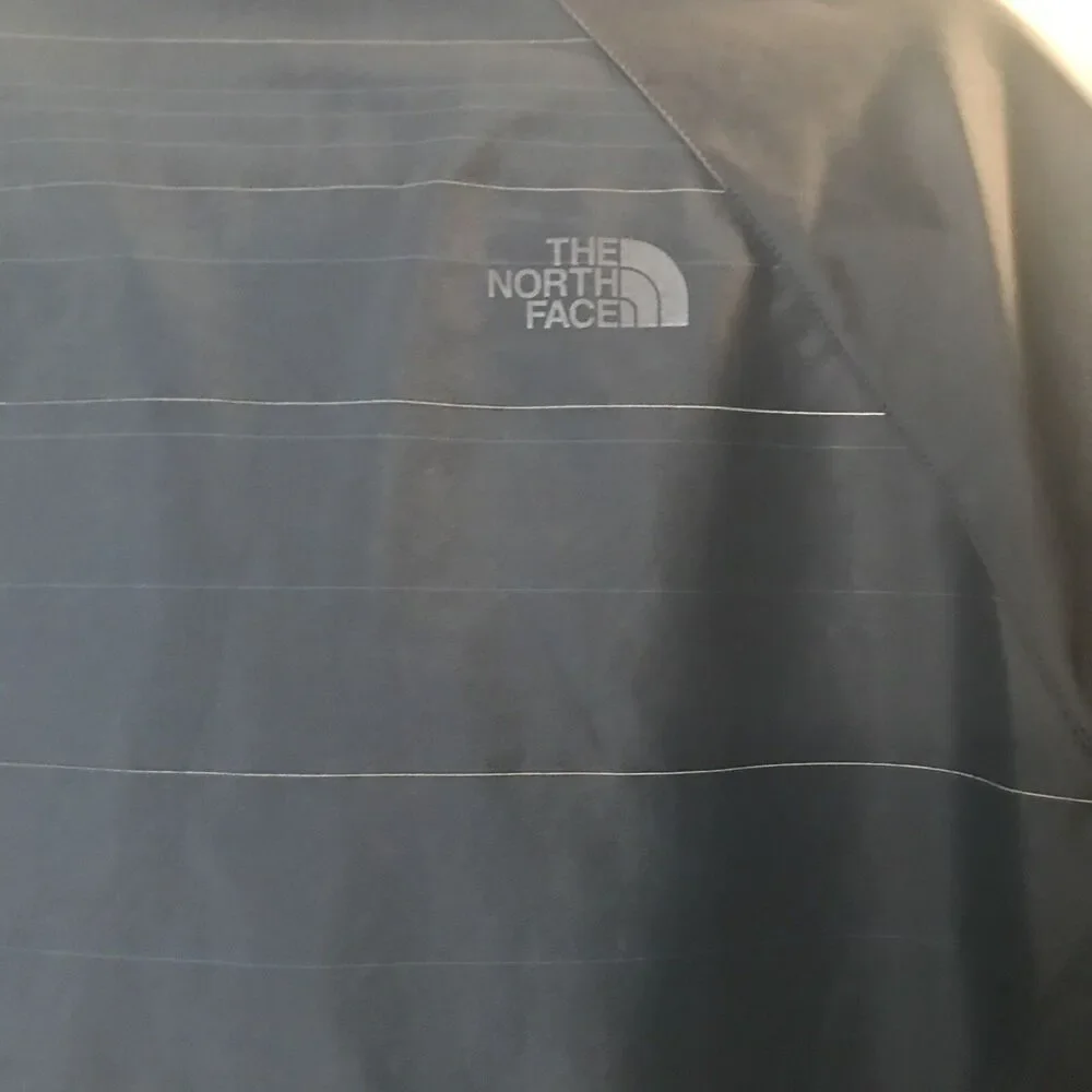 NWT The North Face  Men's Blue Flash Dry Jacket  Large
